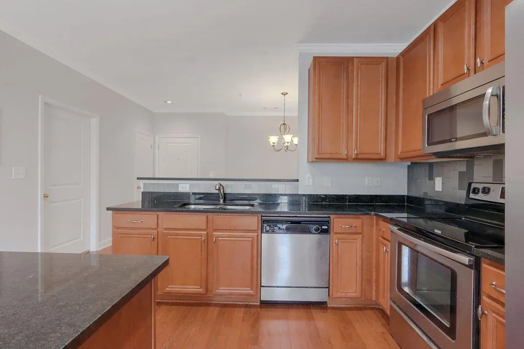 7265 Glisten Avenue Unit 122, Atlanta, Georgia 30328, 1 Bedroom Bedrooms, ,1 BathroomBathrooms,Residential,Sold,7265 Glisten Avenue Unit 122,7334481