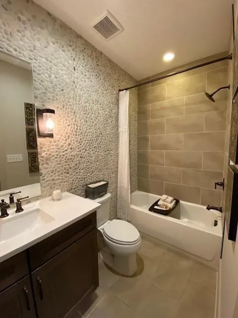 6629 Cadence Boulevard Unit 8, Sandy Springs, Georgia 30328, 2 Bedrooms Bedrooms, ,3 BathroomsBathrooms,Residential,Sold,6629 Cadence Boulevard Unit 8,6672746