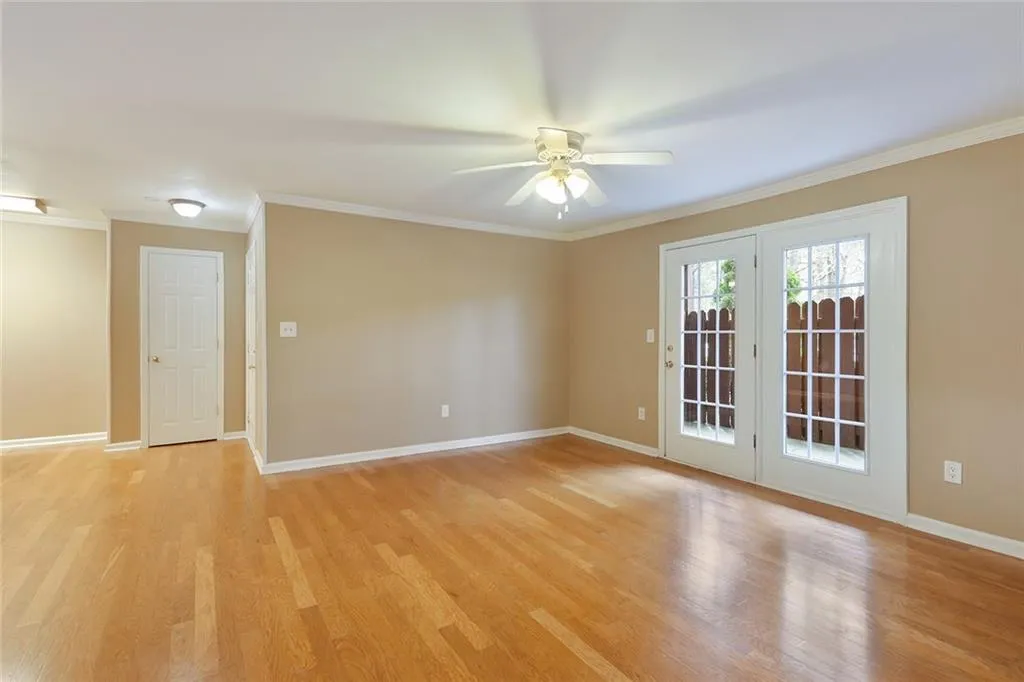 105 Brighton Point, Sandy Springs, Georgia 30328, 3 Bedrooms Bedrooms, ,2 BathroomsBathrooms,Residential,Sold,105 Brighton Point,6701552