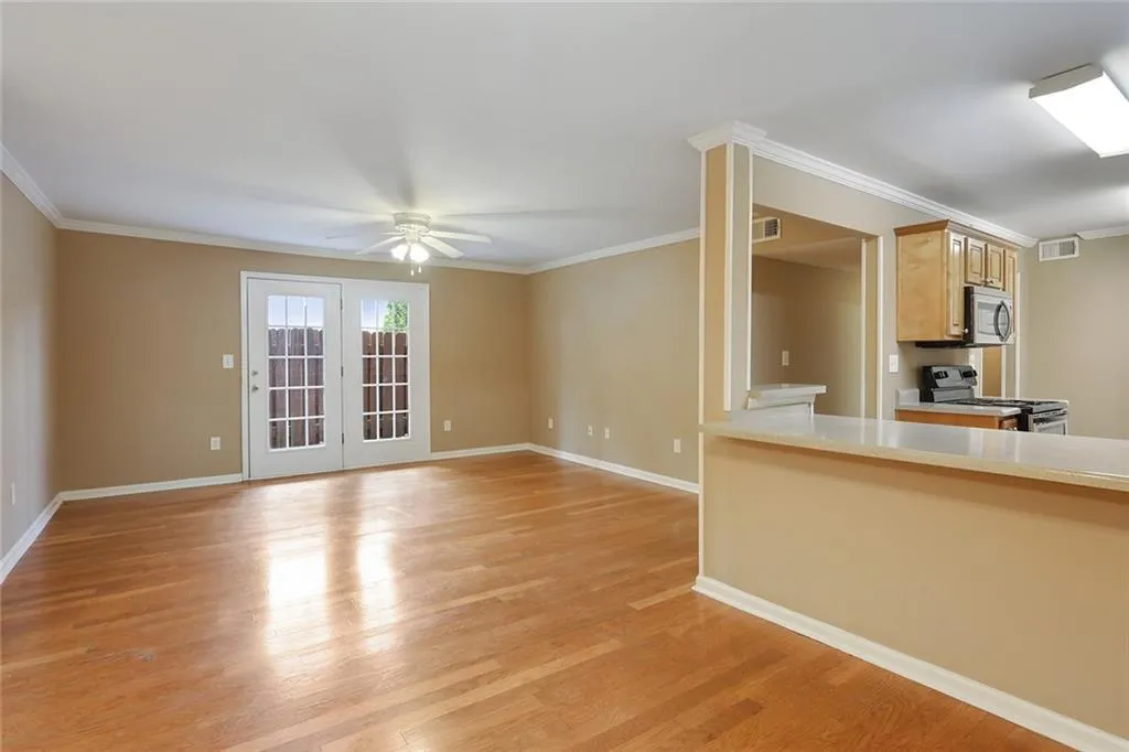 105 Brighton Point, Sandy Springs, Georgia 30328, 3 Bedrooms Bedrooms, ,2 BathroomsBathrooms,Residential,Sold,105 Brighton Point,6701552