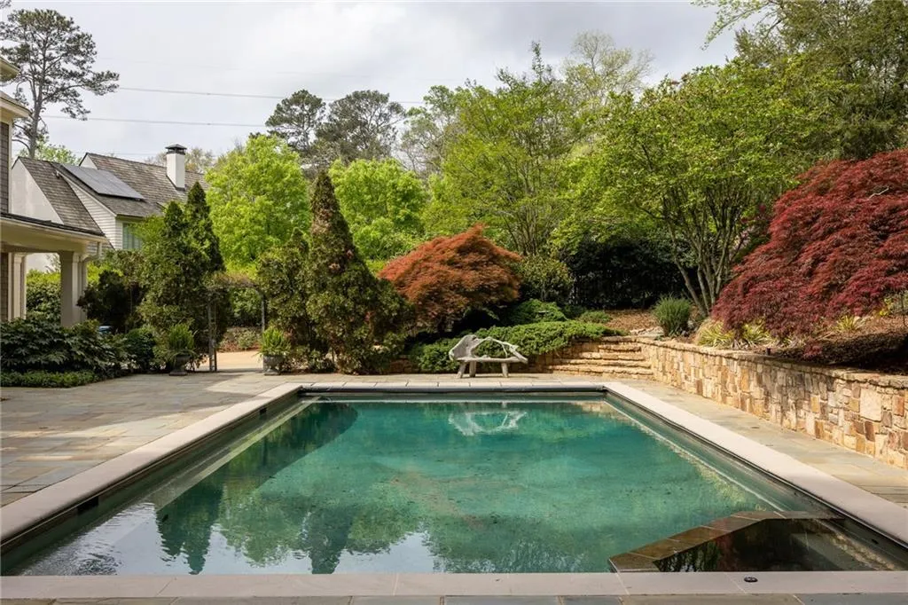 2950 Nancy Creek Road Nw, Atlanta, Georgia 30327, 4 Bedrooms Bedrooms, 0 ,5 BathroomsBathrooms,Residential,For Sale,2950 Nancy Creek Road Nw,7749019