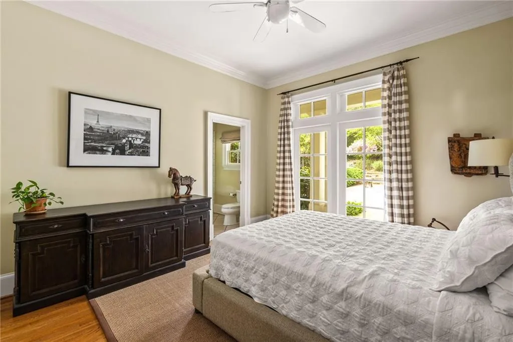 2950 Nancy Creek Road Nw, Atlanta, Georgia 30327, 4 Bedrooms Bedrooms, 0 ,5 BathroomsBathrooms,Residential,For Sale,2950 Nancy Creek Road Nw,7749019