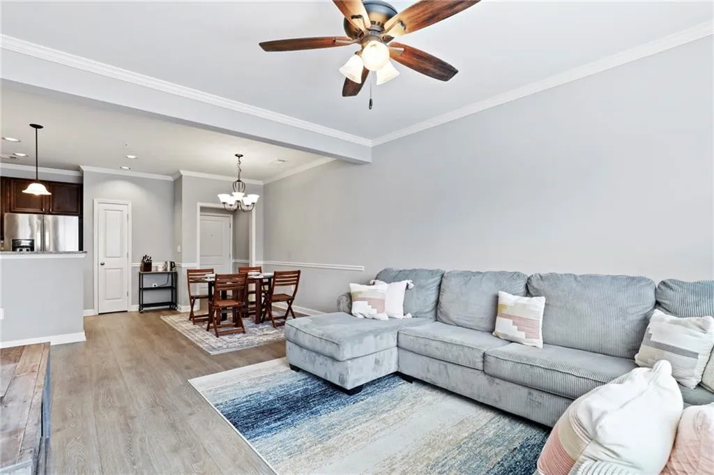 7265 Glisten Avenue Unit 120, Sandy Springs, Georgia 30328, 2 Bedrooms Bedrooms, ,2 BathroomsBathrooms,Residential,Sold,7265 Glisten Avenue Unit 120,6885977