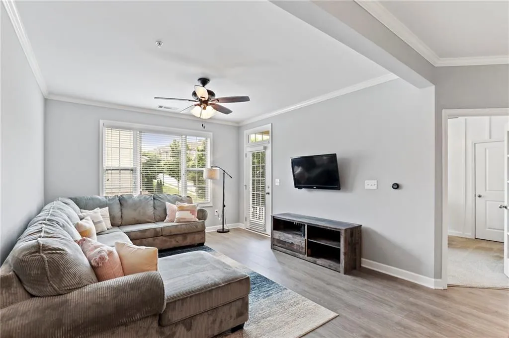 7265 Glisten Avenue Unit 120, Sandy Springs, Georgia 30328, 2 Bedrooms Bedrooms, ,2 BathroomsBathrooms,Residential,Sold,7265 Glisten Avenue Unit 120,6885977