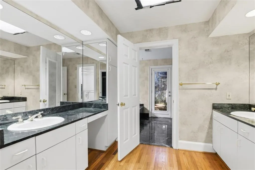 3959 Randall Mill Road, Atlanta, Georgia 30327, 4 Bedrooms Bedrooms, 0 ,3 BathroomsBathrooms,Residential,For Sale,3959 Randall Mill Road,7686028