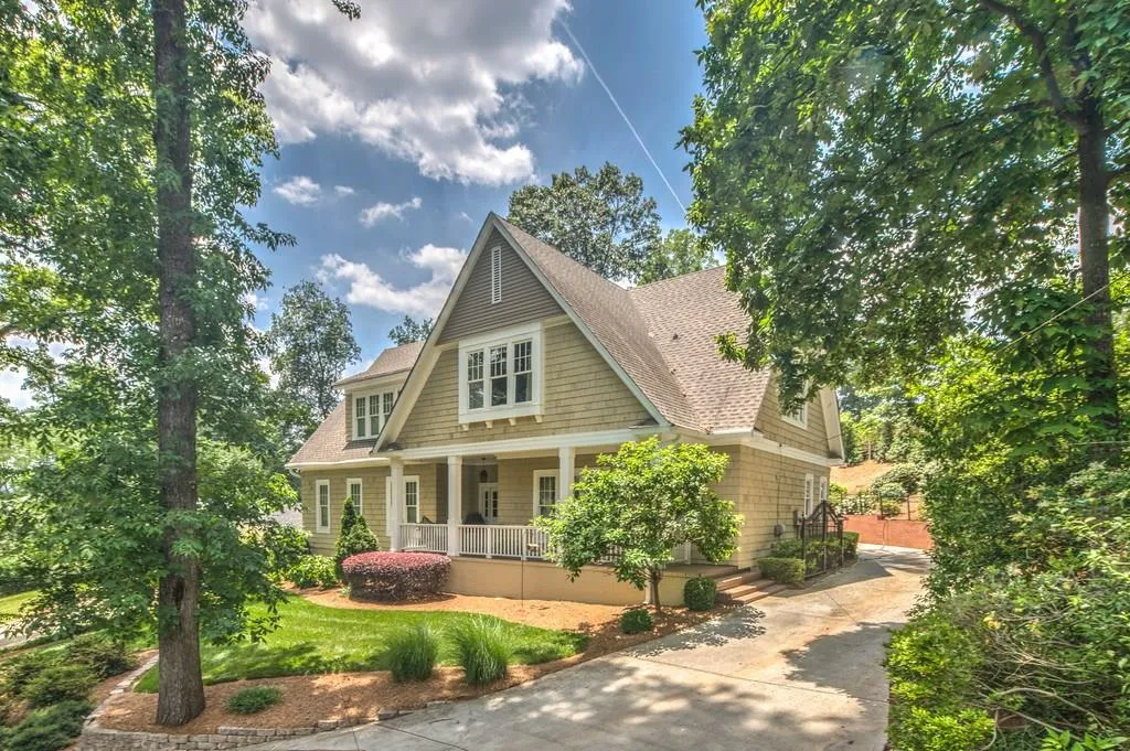 4350 Peachtree Dunwoody Road Ne, Atlanta, Georgia 30342, 5 Bedrooms Bedrooms, ,3 BathroomsBathrooms,Residential,Sold,4350 Peachtree Dunwoody Road Ne,5700856 4350 Peachtree Dunwoody Road Ne, Atlanta, Georgia 30342, 5 Bedrooms Bedrooms, ,3 BathroomsBathrooms,Residential,Sold,4350 Peachtree Dunwoody Road Ne,5700856