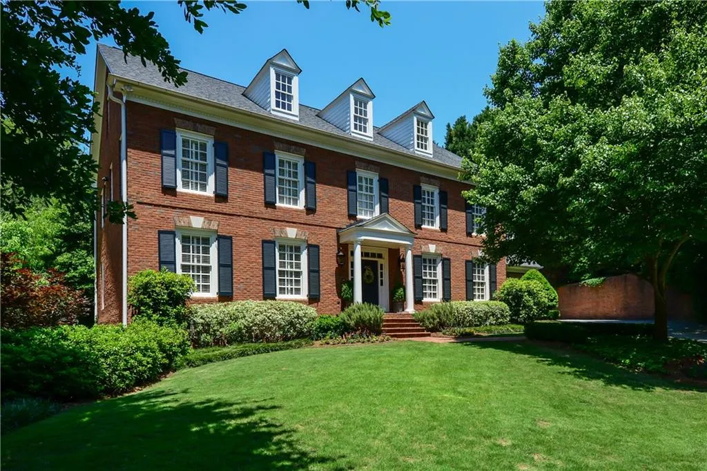 75 Abington Court Nw, Atlanta, Georgia 30327, 5 Bedrooms Bedrooms, ,6 BathroomsBathrooms,Residential,Sold,75 Abington Court Nw,5888121
