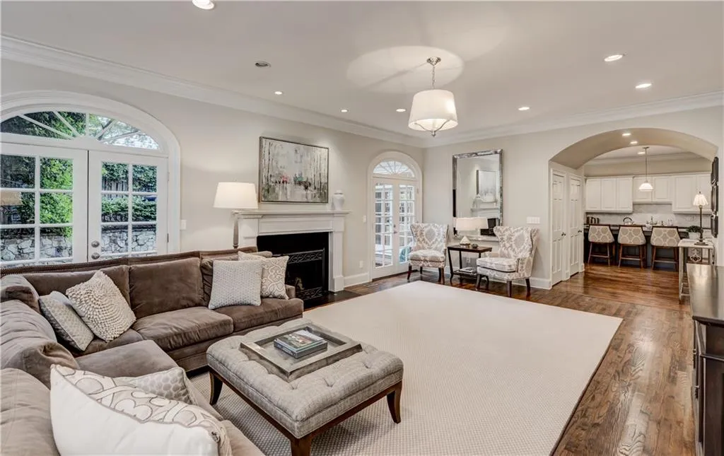 75 Abington Court Nw, Atlanta, Georgia 30327, 5 Bedrooms Bedrooms, ,6 BathroomsBathrooms,Residential,Sold,75 Abington Court Nw,5888121