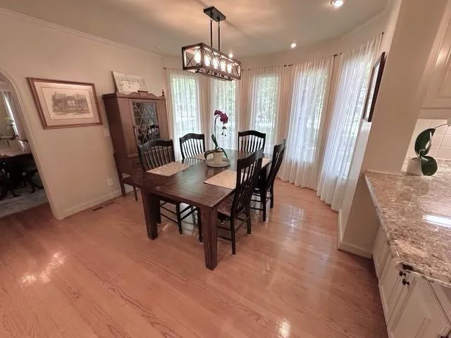 7635 Nesbit Ferry Road, Sandy Springs, Georgia 30350, 5 Bedrooms Bedrooms, ,4 BathroomsBathrooms,Residential,For Sale,7635 Nesbit Ferry Road,7752819