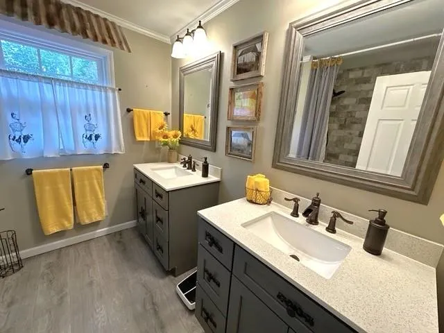 7635 Nesbit Ferry Road, Sandy Springs, Georgia 30350, 5 Bedrooms Bedrooms, ,4 BathroomsBathrooms,Residential,For Sale,7635 Nesbit Ferry Road,7752819