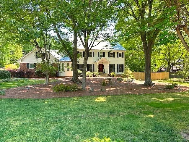 7635 Nesbit Ferry Road, Sandy Springs, Georgia 30350, 5 Bedrooms Bedrooms, ,4 BathroomsBathrooms,Residential,For Sale,7635 Nesbit Ferry Road,7752819