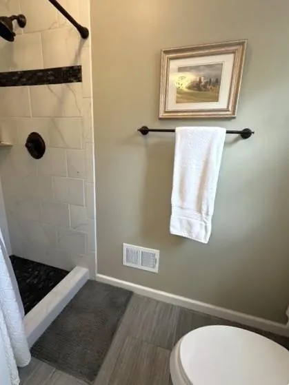 7635 Nesbit Ferry Road, Sandy Springs, Georgia 30350, 5 Bedrooms Bedrooms, ,4 BathroomsBathrooms,Residential,For Sale,7635 Nesbit Ferry Road,7752819