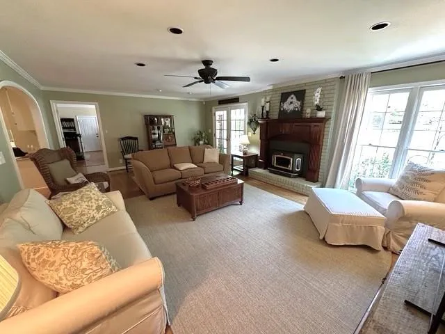 7635 Nesbit Ferry Road, Sandy Springs, Georgia 30350, 5 Bedrooms Bedrooms, ,4 BathroomsBathrooms,Residential,For Sale,7635 Nesbit Ferry Road,7752819