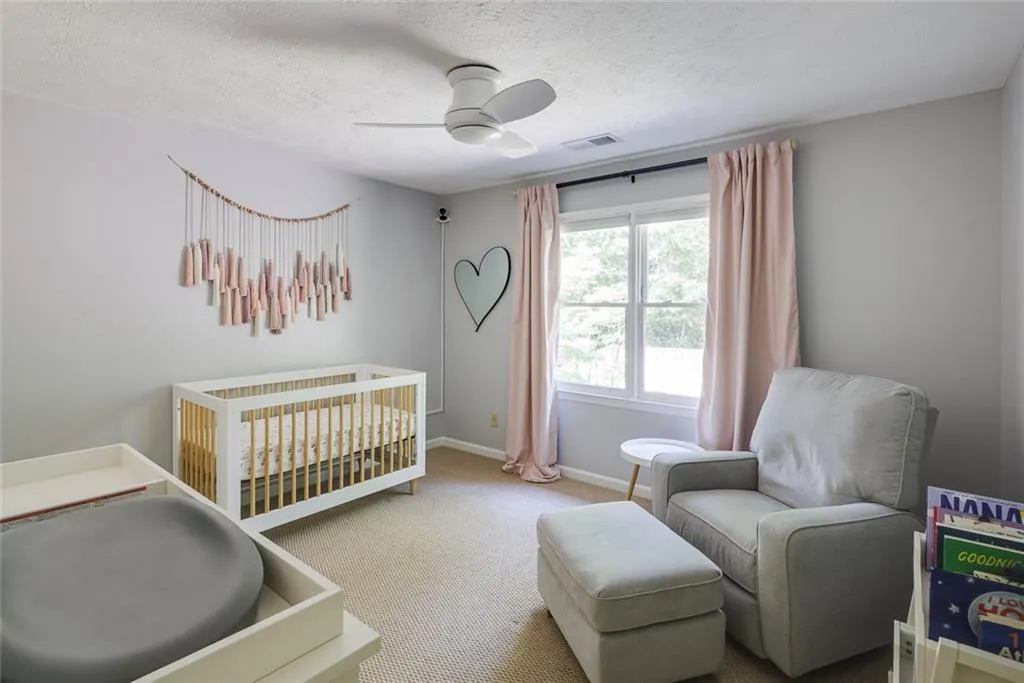 6835 Lisa Lane, Sandy Springs, Georgia 30338, 4 Bedrooms Bedrooms, ,2 BathroomsBathrooms,Residential,Sold,6835 Lisa Lane,7057780