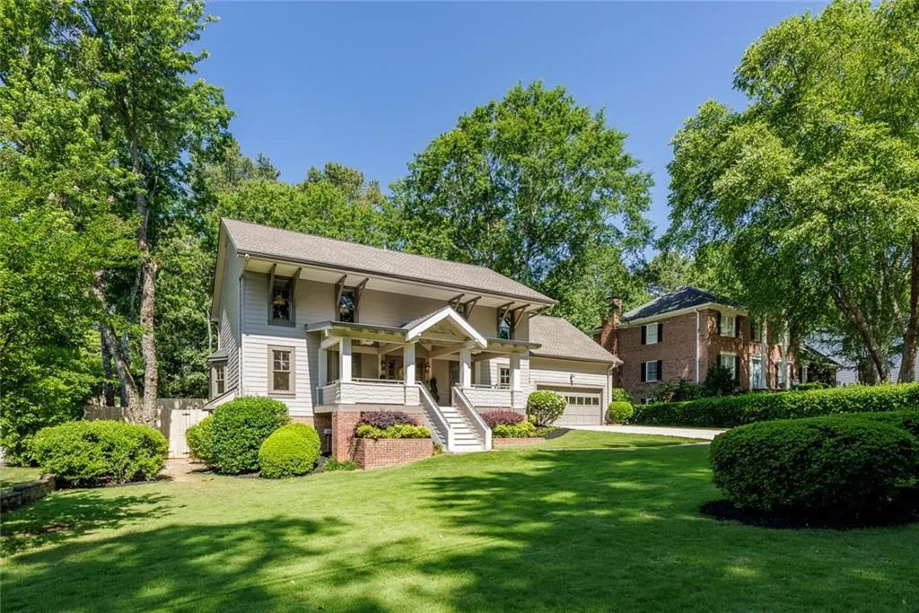 6835 Lisa Lane, Sandy Springs, Georgia 30338, 4 Bedrooms Bedrooms, ,2 BathroomsBathrooms,Residential,Sold,6835 Lisa Lane,7057780