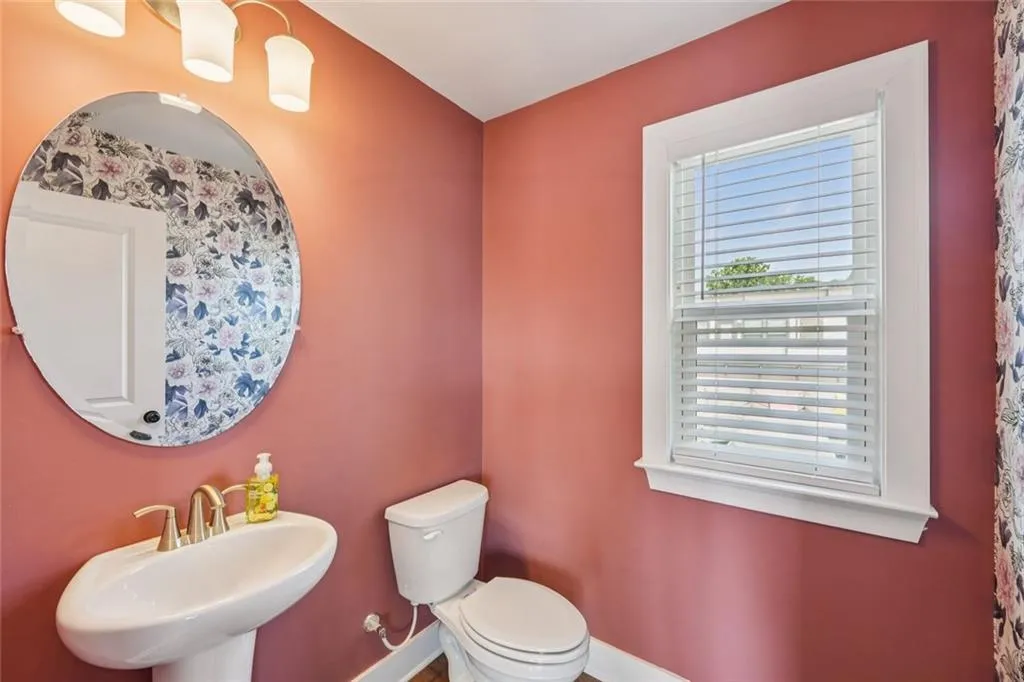 1039 Burnside Place Nw, Atlanta, Georgia 30318, 3 Bedrooms Bedrooms, ,3 BathroomsBathrooms,Residential,For Sale,1039 Burnside Place Nw,7613717