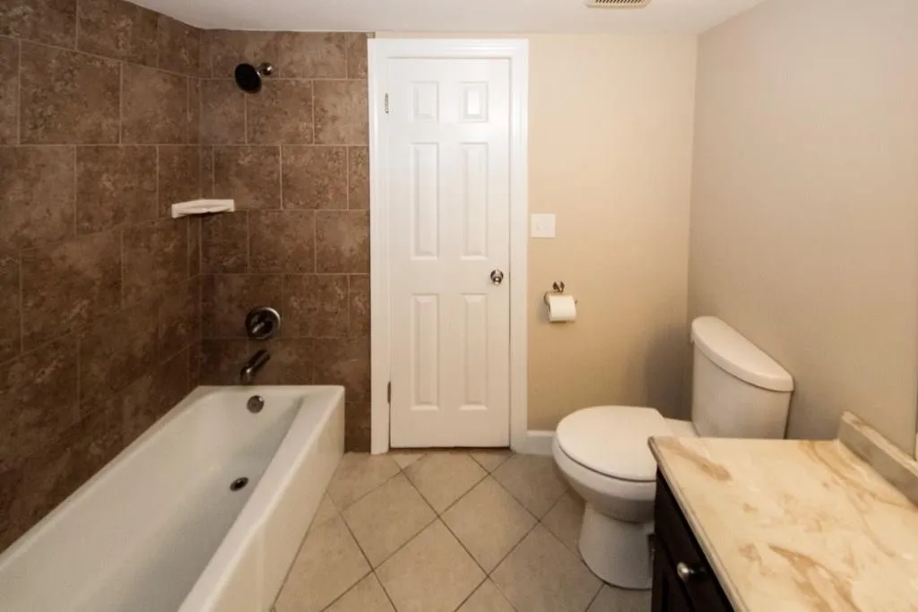 6851 Roswell Road Unit J-12, Sandy Springs, Georgia 30328, 1 Bedroom Bedrooms, ,1 BathroomBathrooms,Residential,Sold,6851 Roswell Road Unit J-12,6117762