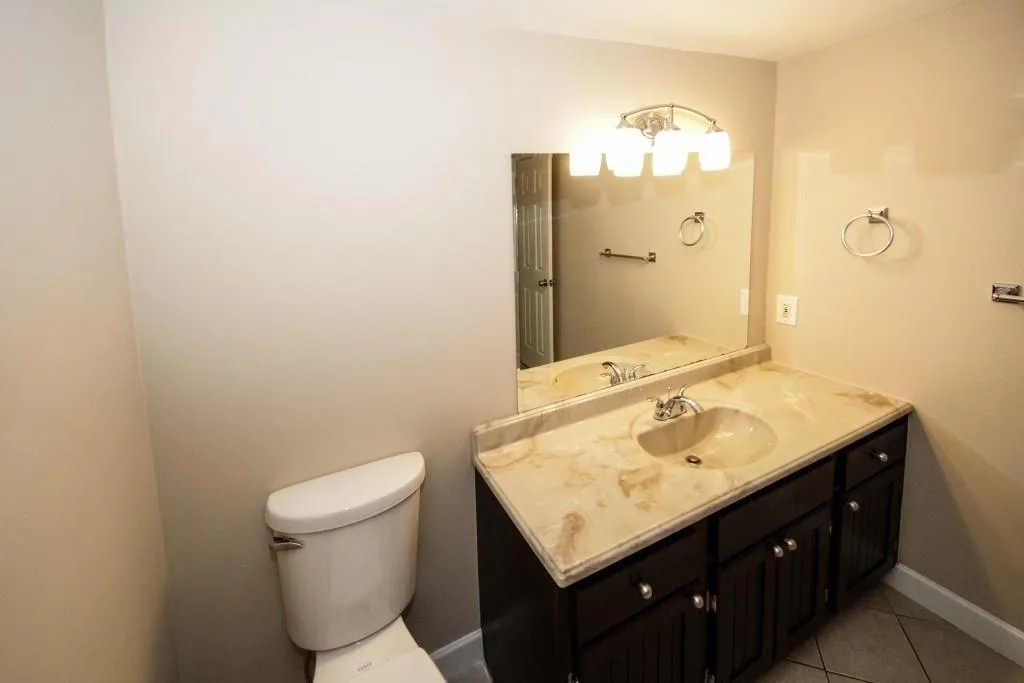 6851 Roswell Road Unit J-12, Sandy Springs, Georgia 30328, 1 Bedroom Bedrooms, ,1 BathroomBathrooms,Residential,Sold,6851 Roswell Road Unit J-12,6117762