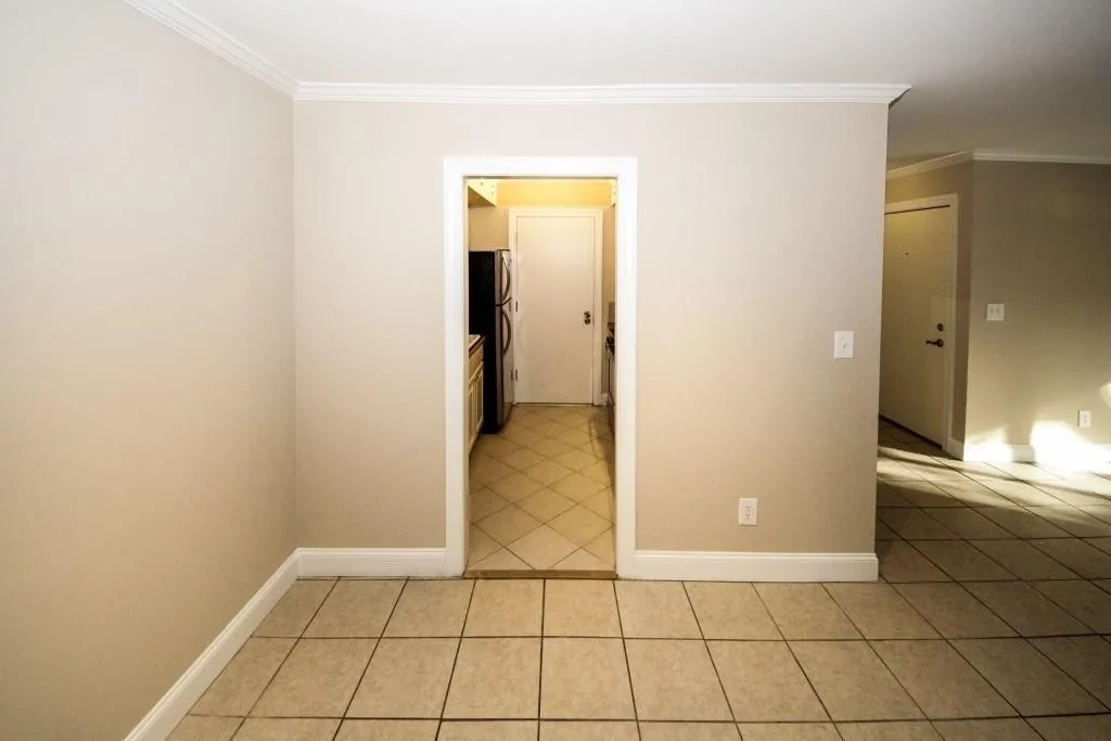 6851 Roswell Road Unit J-12, Sandy Springs, Georgia 30328, 1 Bedroom Bedrooms, ,1 BathroomBathrooms,Residential,Sold,6851 Roswell Road Unit J-12,6117762