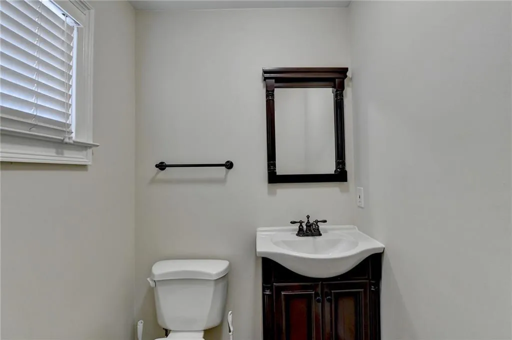 8605 Hope Mews Court, Sandy Springs, Georgia 30350, 2 Bedrooms Bedrooms, ,2 BathroomsBathrooms,Residential,Sold,8605 Hope Mews Court,7259281