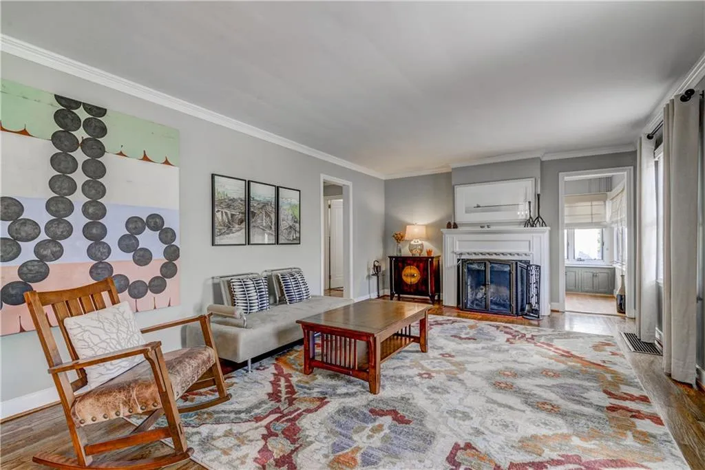 2572 Acorn Avenue Ne, Atlanta, Georgia 30305, 3 Bedrooms Bedrooms, ,2 BathroomsBathrooms,Residential,Sold,2572 Acorn Avenue Ne,5810564