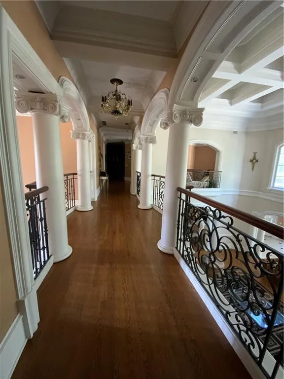 125 Wilderbluff Court, Sandy Springs, Georgia 30328, 6 Bedrooms Bedrooms, ,6 BathroomsBathrooms,Residential,Sold,125 Wilderbluff Court,6961101