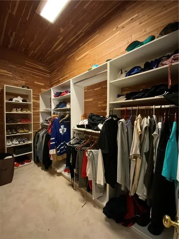 125 Wilderbluff Court, Sandy Springs, Georgia 30328, 6 Bedrooms Bedrooms, ,6 BathroomsBathrooms,Residential,Sold,125 Wilderbluff Court,6961101