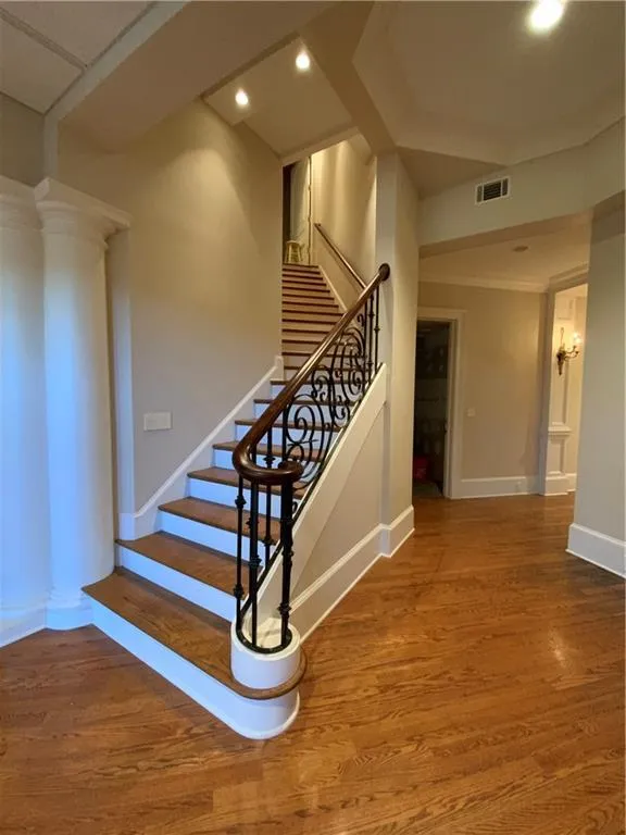 125 Wilderbluff Court, Sandy Springs, Georgia 30328, 6 Bedrooms Bedrooms, ,6 BathroomsBathrooms,Residential,Sold,125 Wilderbluff Court,6961101