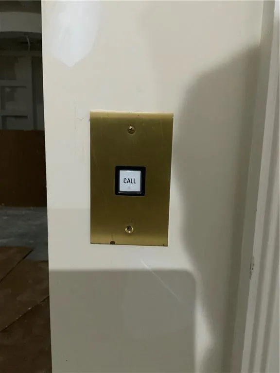 125 Wilderbluff Court, Sandy Springs, Georgia 30328, 6 Bedrooms Bedrooms, ,6 BathroomsBathrooms,Residential,Sold,125 Wilderbluff Court,6961101