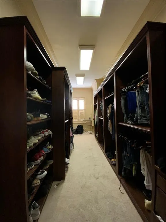 125 Wilderbluff Court, Sandy Springs, Georgia 30328, 6 Bedrooms Bedrooms, ,6 BathroomsBathrooms,Residential,Sold,125 Wilderbluff Court,6961101