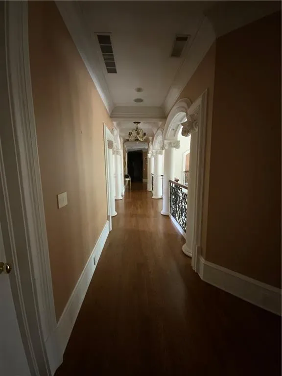 125 Wilderbluff Court, Sandy Springs, Georgia 30328, 6 Bedrooms Bedrooms, ,6 BathroomsBathrooms,Residential,Sold,125 Wilderbluff Court,6961101