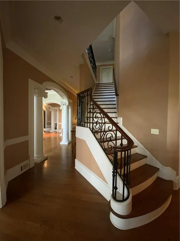 125 Wilderbluff Court, Sandy Springs, Georgia 30328, 6 Bedrooms Bedrooms, ,6 BathroomsBathrooms,Residential,Sold,125 Wilderbluff Court,6961101