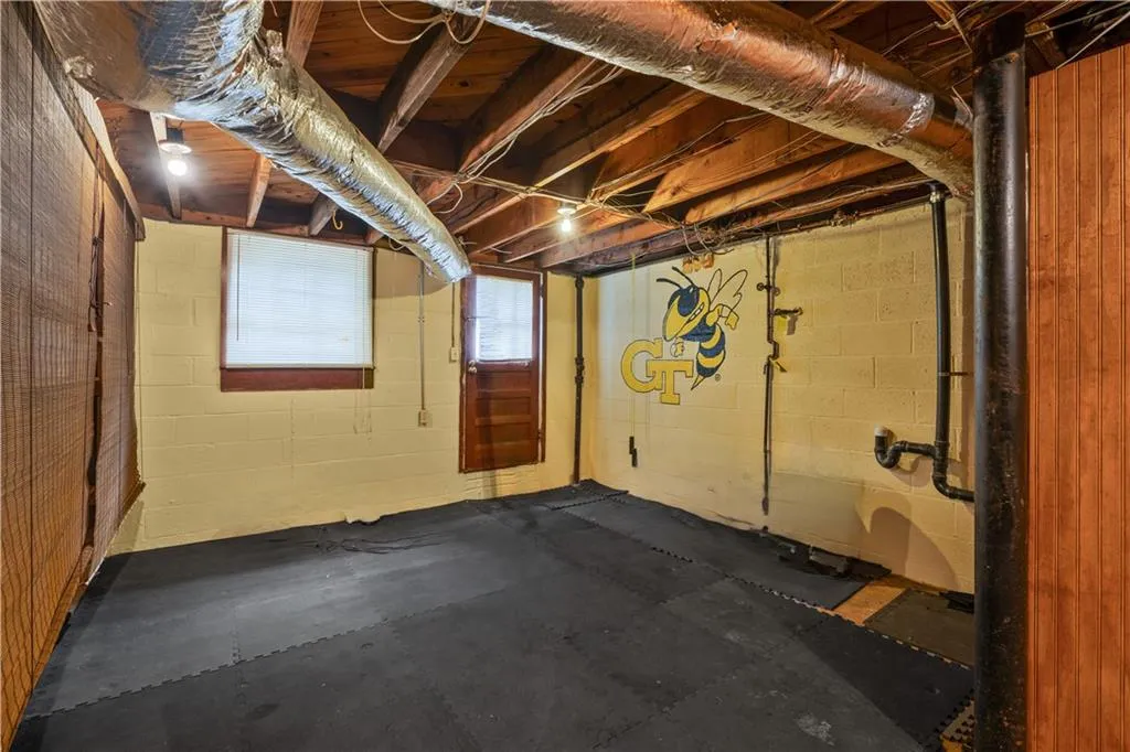 998 Ferncliff Road Ne, Atlanta, Georgia 30324, 5 Bedrooms Bedrooms, ,4 BathroomsBathrooms,Residential,For Sale,998 Ferncliff Road Ne,7656884