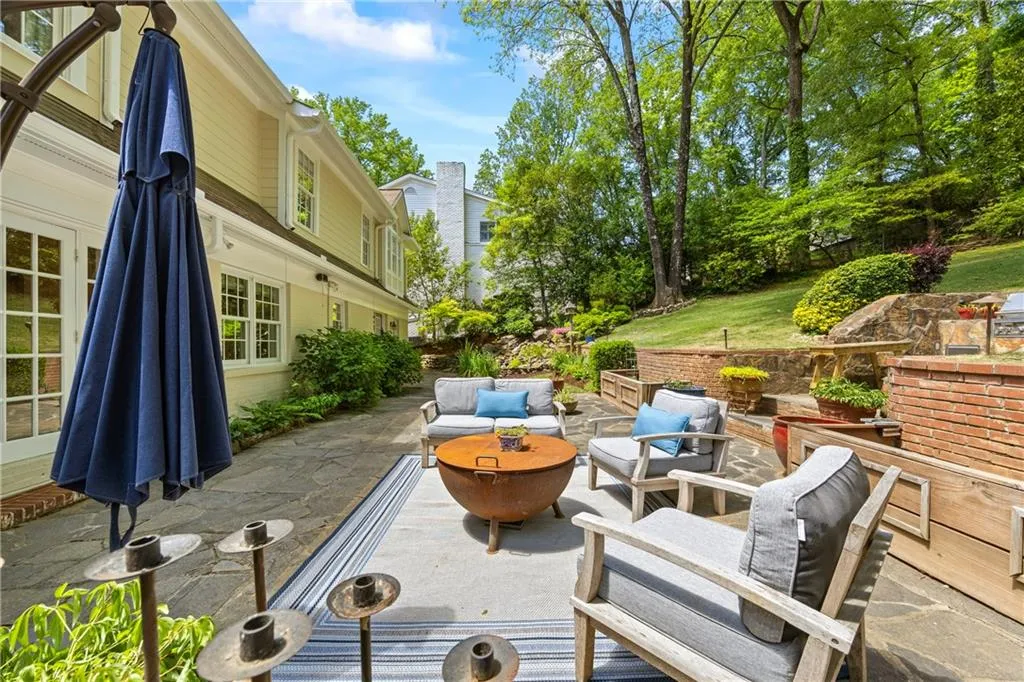 998 Ferncliff Road Ne, Atlanta, Georgia 30324, 5 Bedrooms Bedrooms, ,4 BathroomsBathrooms,Residential,For Sale,998 Ferncliff Road Ne,7656884