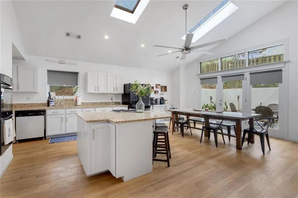 71 Hardeman Road, Sandy Springs, Georgia 30342, 4 Bedrooms Bedrooms, ,3 BathroomsBathrooms,Residential,Sold,71 Hardeman Road,6854158