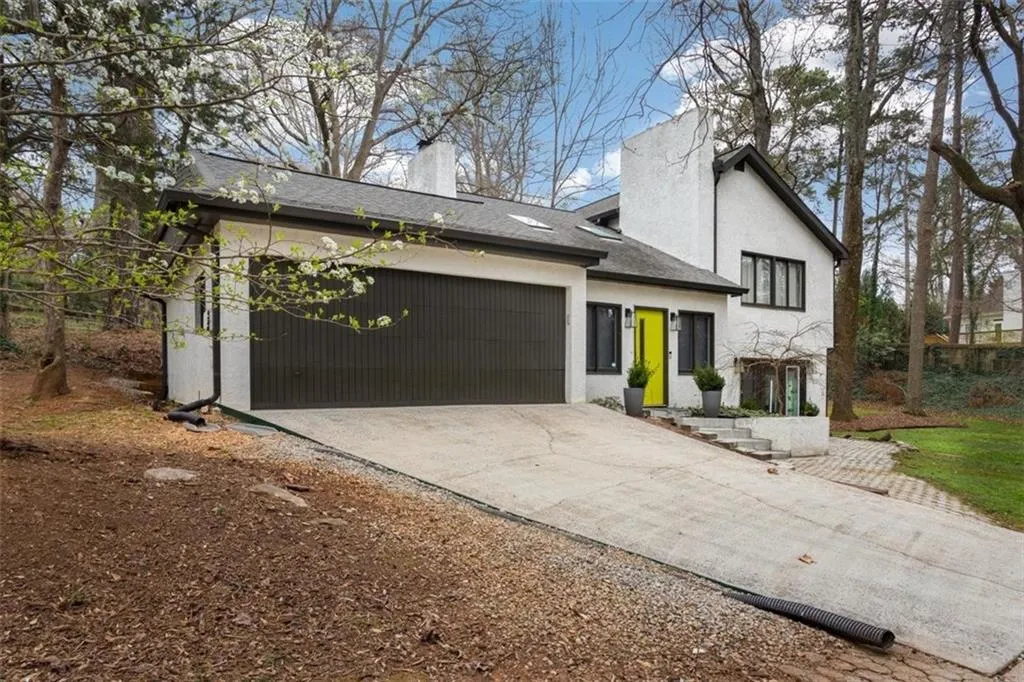 71 Hardeman Road, Sandy Springs, Georgia 30342, 4 Bedrooms Bedrooms, ,3 BathroomsBathrooms,Residential,Sold,71 Hardeman Road,6854158