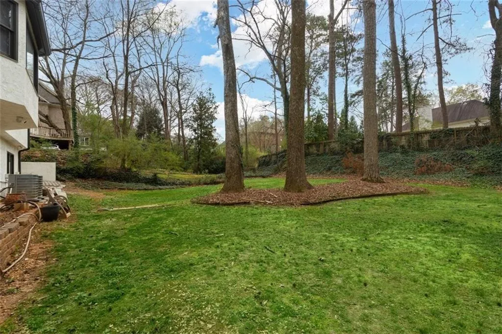 71 Hardeman Road, Sandy Springs, Georgia 30342, 4 Bedrooms Bedrooms, ,3 BathroomsBathrooms,Residential,Sold,71 Hardeman Road,6854158