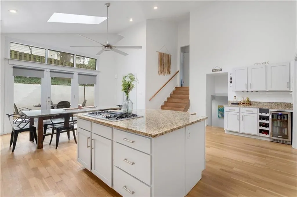 71 Hardeman Road, Sandy Springs, Georgia 30342, 4 Bedrooms Bedrooms, ,3 BathroomsBathrooms,Residential,Sold,71 Hardeman Road,6854158