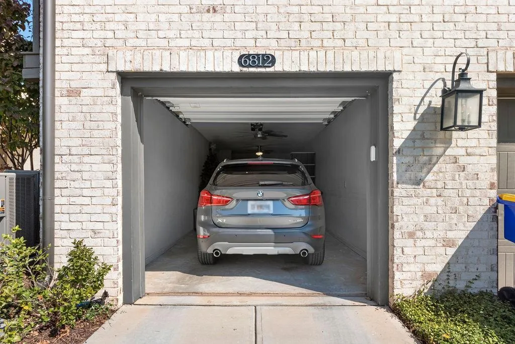 6812 Cadence Boulevard, Atlanta, Georgia 30328, 1 Bedroom Bedrooms, ,1 BathroomBathrooms,Residential,Sold,6812 Cadence Boulevard,7129223