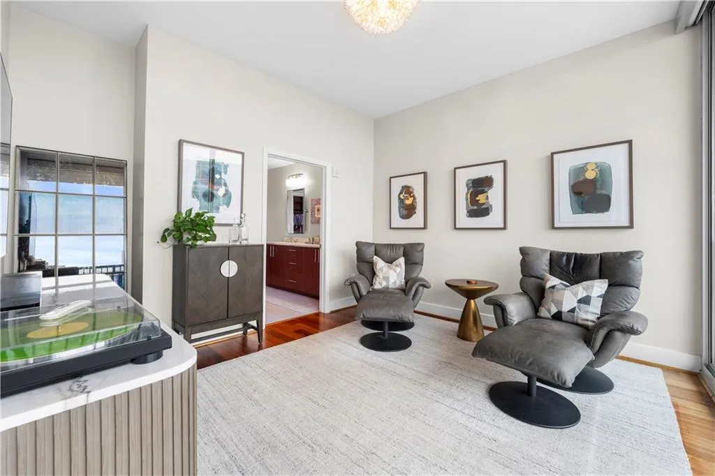 1080 Peachtree Street Ne Unit 3309, Atlanta, Georgia 30309, 2 Bedrooms Bedrooms, ,2 BathroomsBathrooms,Residential,For Sale,1080 Peachtree Street Ne Unit 3309,7516878