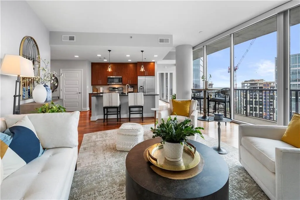 1080 Peachtree Street Ne Unit 3309, Atlanta, Georgia 30309, 2 Bedrooms Bedrooms, ,2 BathroomsBathrooms,Residential,For Sale,1080 Peachtree Street Ne Unit 3309,7516878