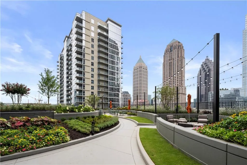 1080 Peachtree Street Ne Unit 3309, Atlanta, Georgia 30309, 2 Bedrooms Bedrooms, ,2 BathroomsBathrooms,Residential,For Sale,1080 Peachtree Street Ne Unit 3309,7516878
