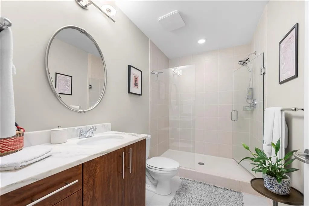 1080 Peachtree Street Ne Unit 3309, Atlanta, Georgia 30309, 2 Bedrooms Bedrooms, ,2 BathroomsBathrooms,Residential,For Sale,1080 Peachtree Street Ne Unit 3309,7516878