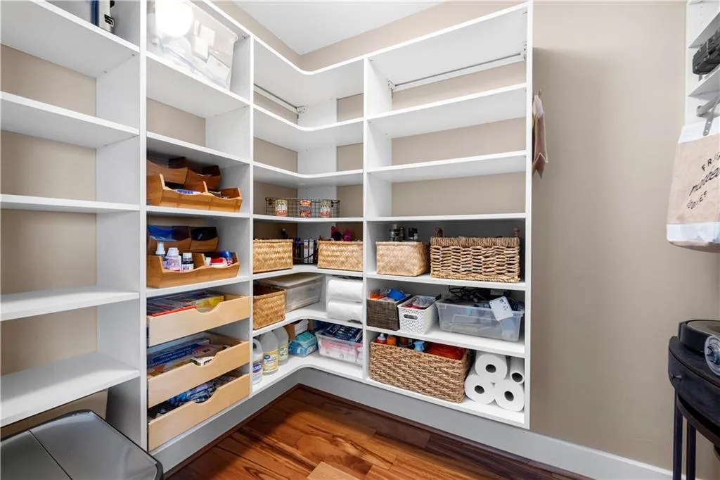 1080 Peachtree Street Ne Unit 3309, Atlanta, Georgia 30309, 2 Bedrooms Bedrooms, ,2 BathroomsBathrooms,Residential,For Sale,1080 Peachtree Street Ne Unit 3309,7516878