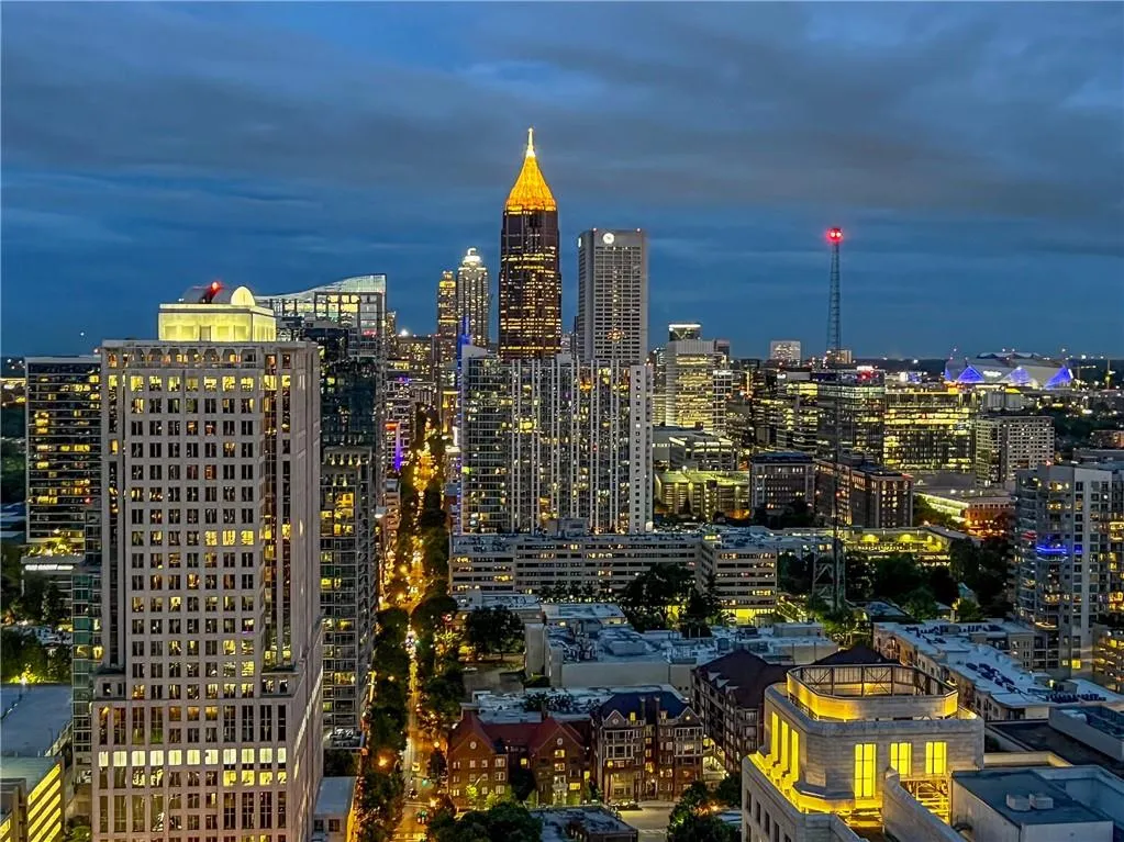 1080 Peachtree Street Ne Unit 3309, Atlanta, Georgia 30309, 2 Bedrooms Bedrooms, ,2 BathroomsBathrooms,Residential,For Sale,1080 Peachtree Street Ne Unit 3309,7516878