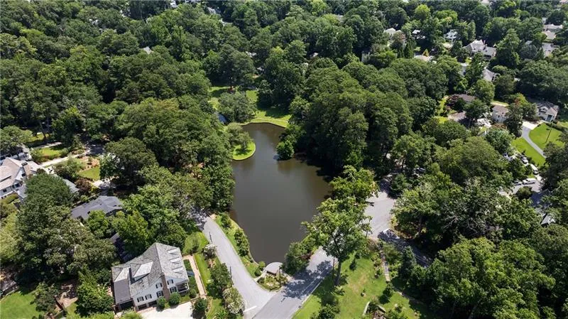2525 Peachtree Road Ne Unit 25, Atlanta, Georgia 30305, 3 Bedrooms Bedrooms, 0 ,4 BathroomsBathrooms,Residential,For Sale,2525 Peachtree Road Ne Unit 25,7704110
