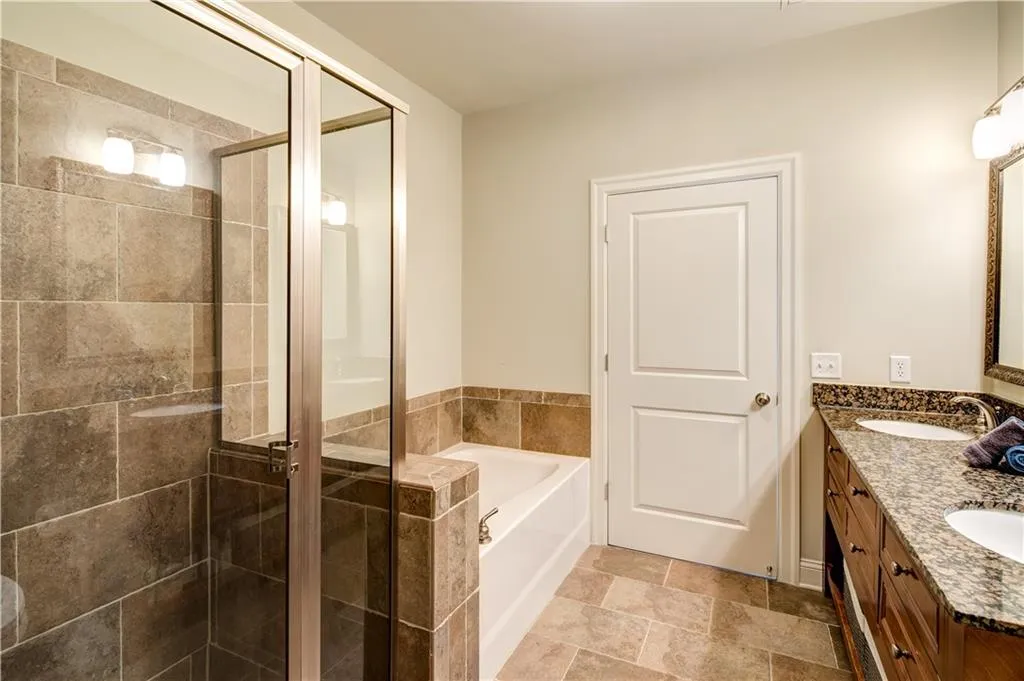 901 Abernathy Road Unit 3260, Atlanta, Georgia 30328, 2 Bedrooms Bedrooms, ,2 BathroomsBathrooms,Residential,Sold,901 Abernathy Road Unit 3260,5780101