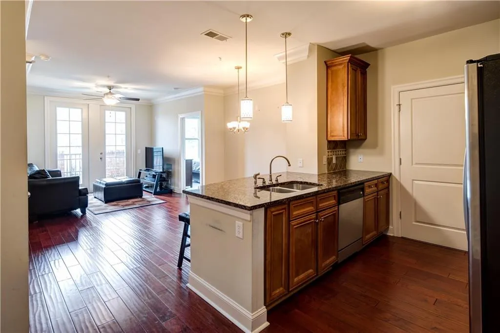 901 Abernathy Road Unit 3260, Atlanta, Georgia 30328, 2 Bedrooms Bedrooms, ,2 BathroomsBathrooms,Residential,Sold,901 Abernathy Road Unit 3260,5780101