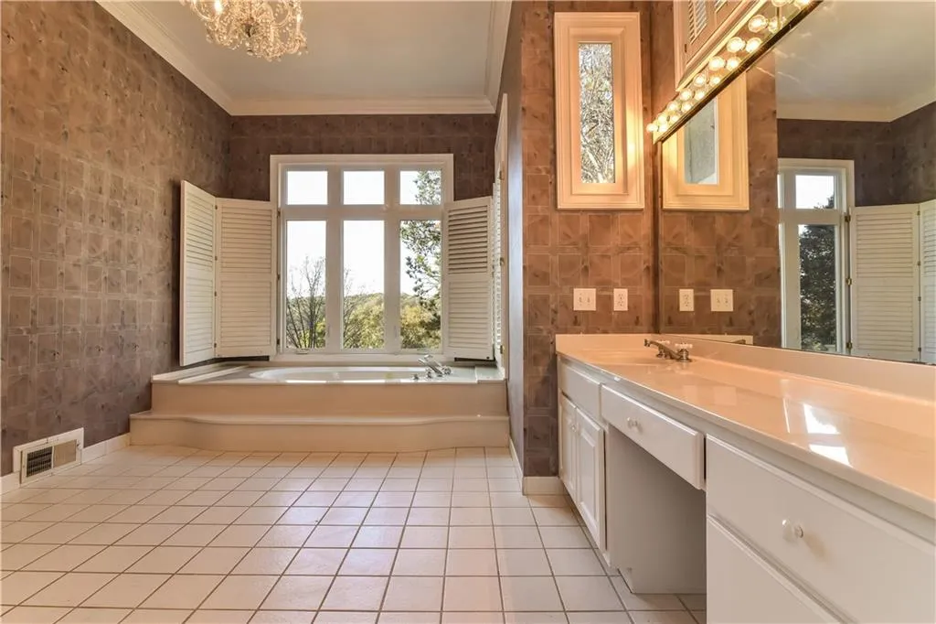 35 Pointe Ridge Drive, Atlanta, Georgia 30328, 3 Bedrooms Bedrooms, ,3 BathroomsBathrooms,Residential,Sold,35 Pointe Ridge Drive,5930959
