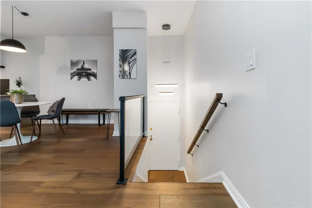 145 15th Street Ne Unit 211, Atlanta, Georgia 30309, 1 Bedroom Bedrooms, ,1 BathroomBathrooms,Residential,For Sale,145 15th Street Ne Unit 211,7647280